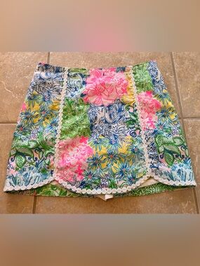 Lilly Pulitzer Mini Skort size 10